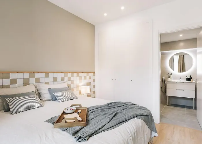 公寓 Acciaroli - 2 Bedrooms And Terrace In Ciutat Vella *